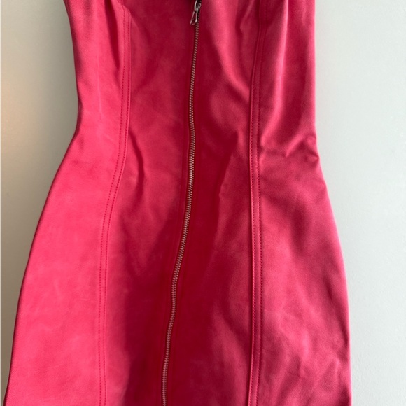 REVICE Red Halter Bodycon Mini Dress - Picture 6 of 7